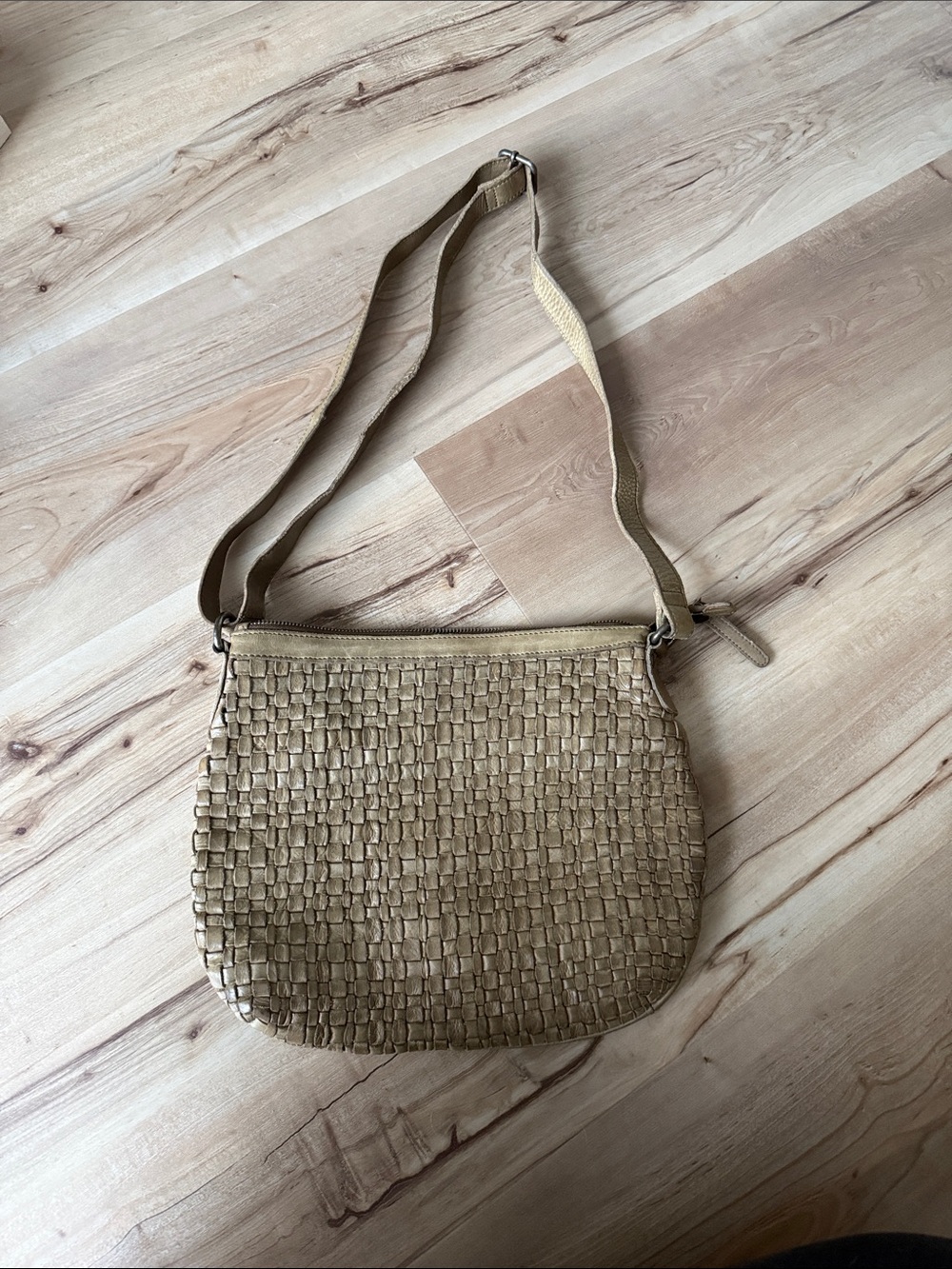 Leather bag